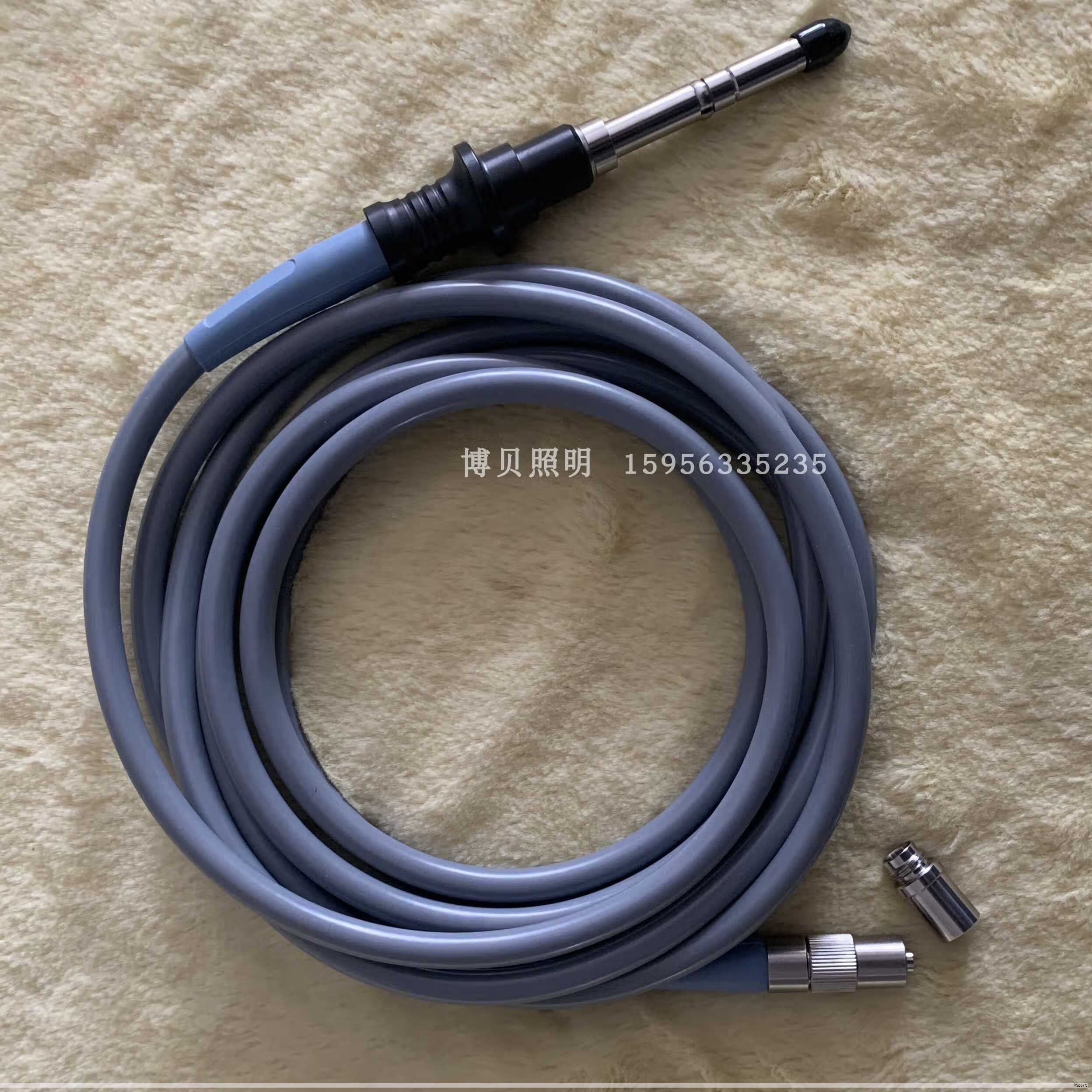 东莞敏威光电科技有限公司取得一项线扫光源控制器专利，专利公开号CN 222297840 U。该专利属于控制器技术领域，核心设计包括电控箱体、电路主板、光源输出端口和通讯端口。电路主板置于电控箱体内并与箱体连接，光源输出端口同样设置在箱体内并与箱体连接，通讯端口设在箱体侧面并与电路主板电性连接，光源输出端口和通讯端口均与电路主板电性连接。通过将光源连接到光源输出端口、将取电插座接入外部电源供电、开启电源开关、通过控制按钮调节亮度，本实用新型实现了结构更简洁、设计更合理、降低生产成本的效果。