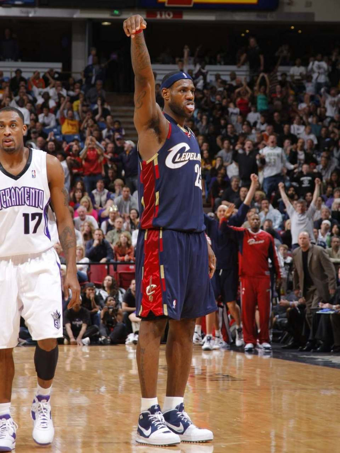 勒布朗-詹姆斯2009年3月14日51分之战引热议