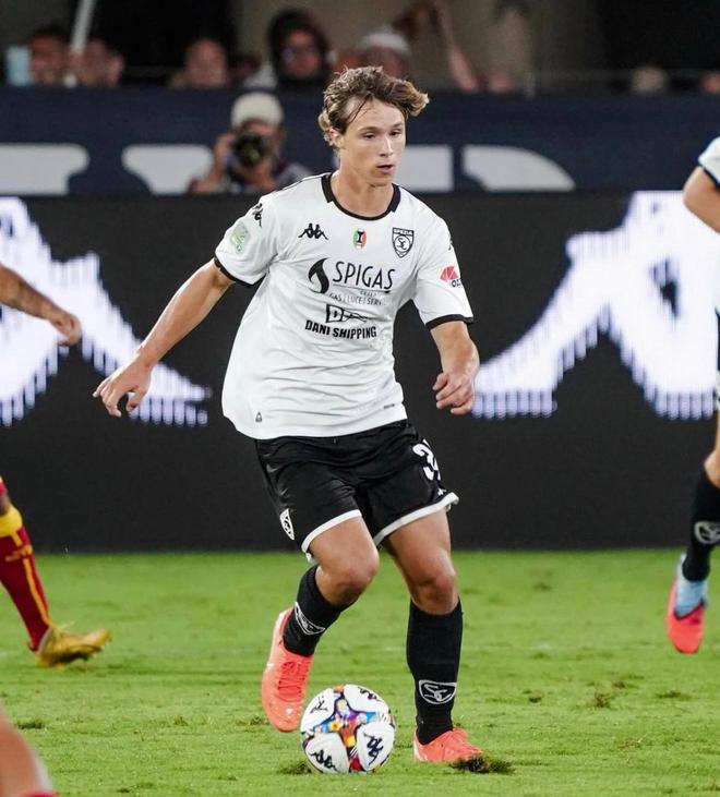 17岁米兰青训中场科莫托意乙闪耀身价飙升引意甲