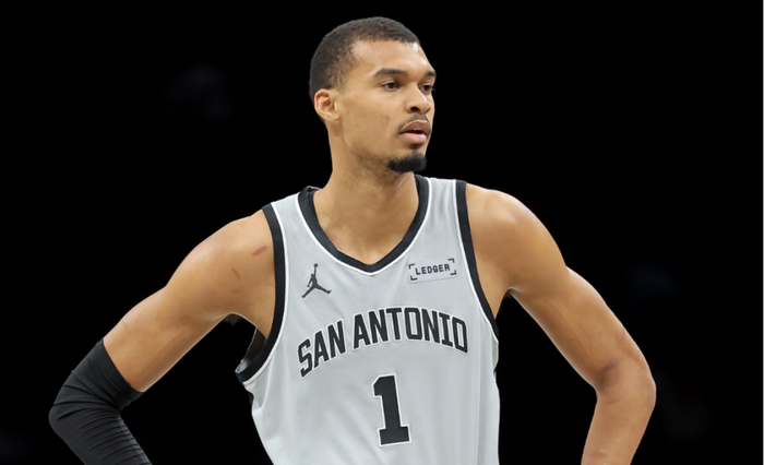 文班亚马创马刺队史纪录