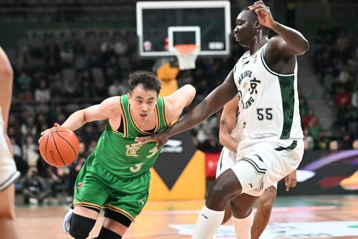 辽宁男篮三连主收官战逆转取胜 王岚嵚缺阵仍力