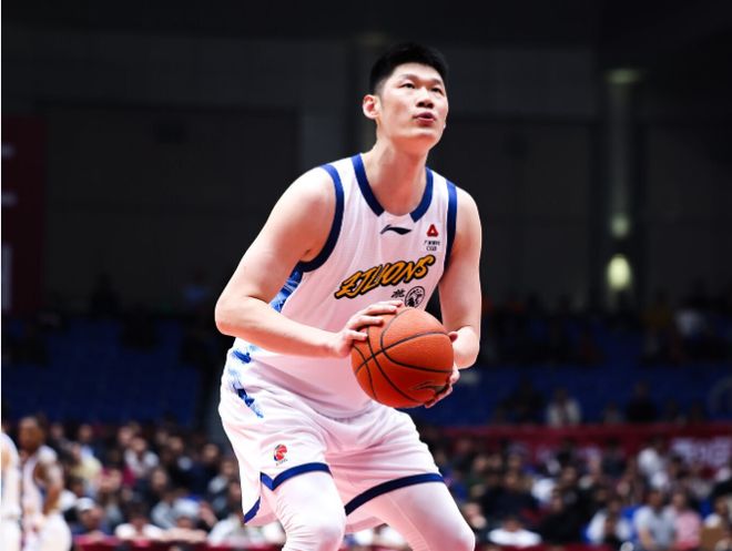 广厦客场双杀广州终结两连败 广州遭遇四连败